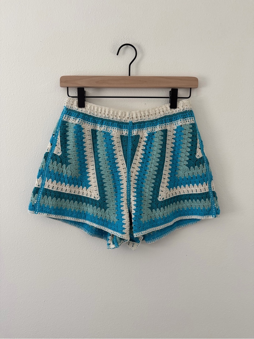 Rebellion Again Blue Multi Combo Boho Granny Square Crochet shorts size medium
